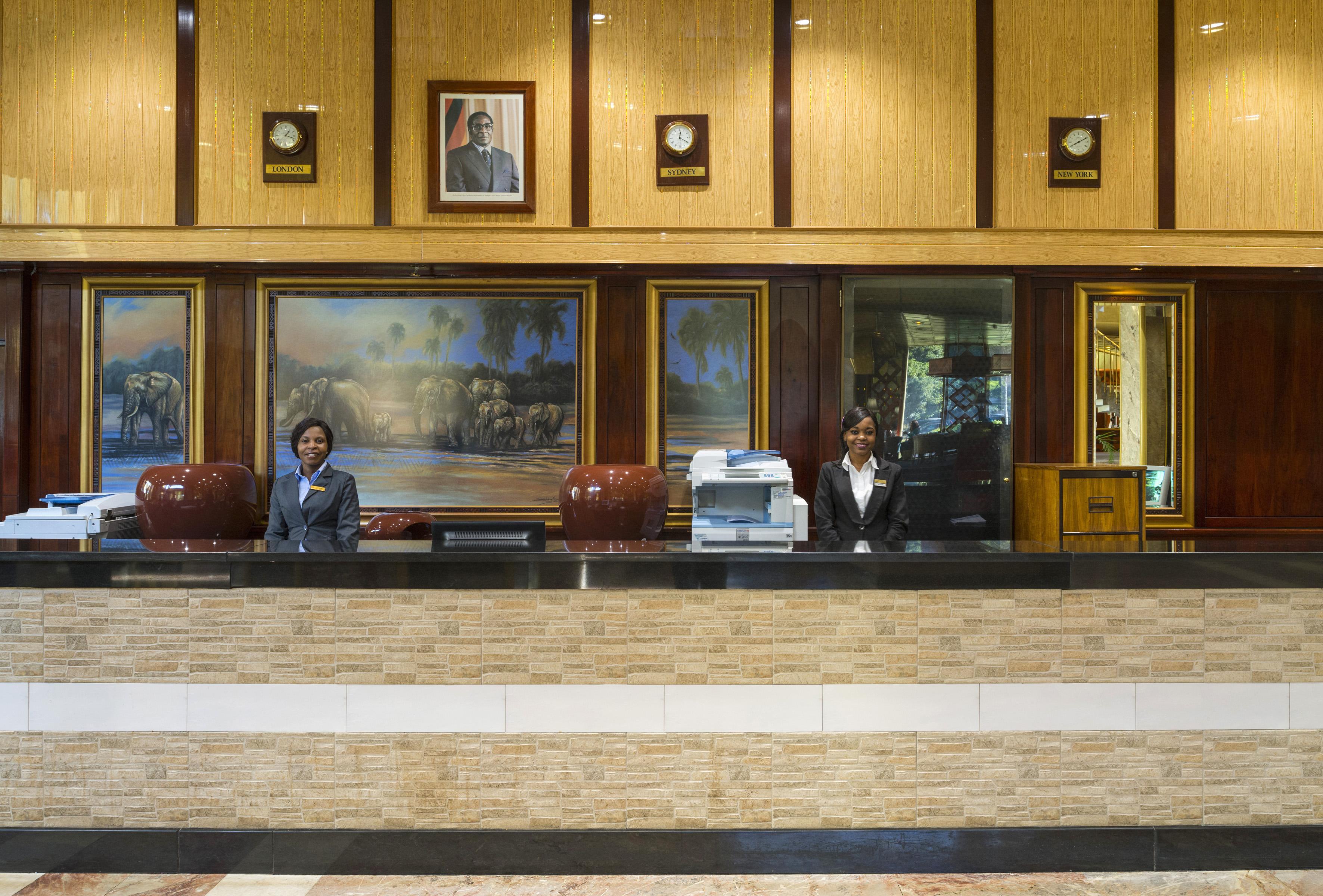 Rainbow Towers Hotel & Conference Centre ハラレ エクステリア 写真