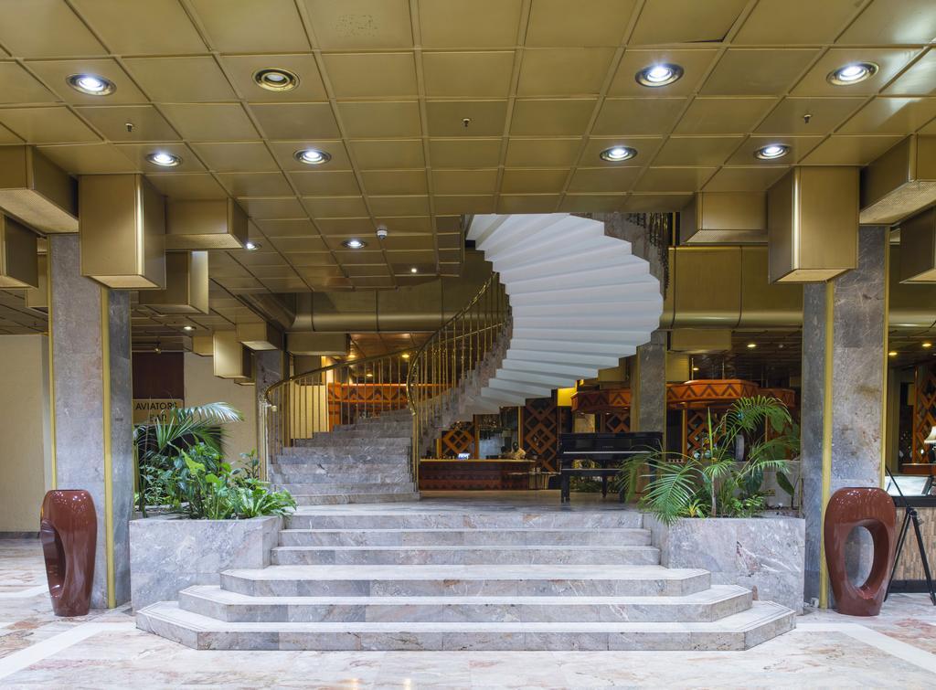 Rainbow Towers Hotel & Conference Centre ハラレ エクステリア 写真