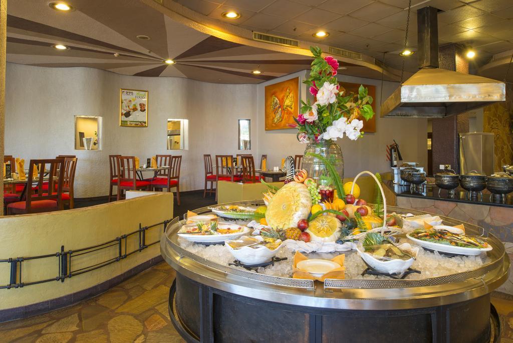 Rainbow Towers Hotel & Conference Centre ハラレ エクステリア 写真